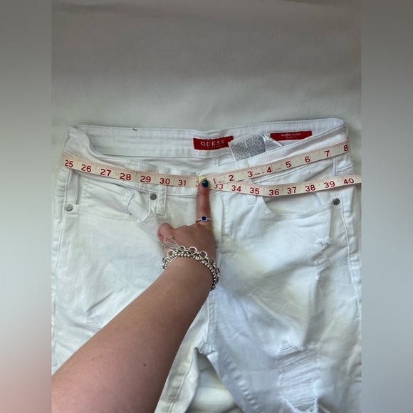 Men’s Guess Avalon Modern White Skinny Ripped Jeans - Picture 15 of 16